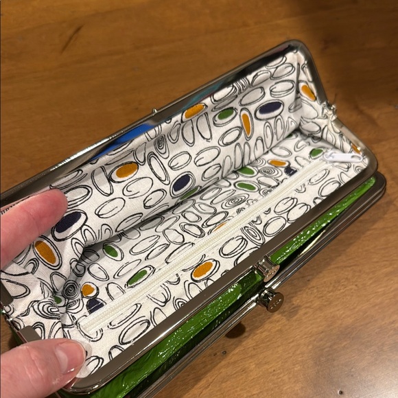 Like NEW HOBO Lauren Clutch Wallet - Picture 6 of 8
